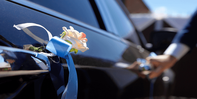 Grand wedding entrance